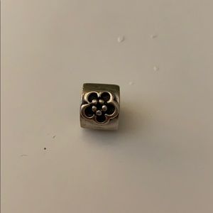 Pandora flower charm